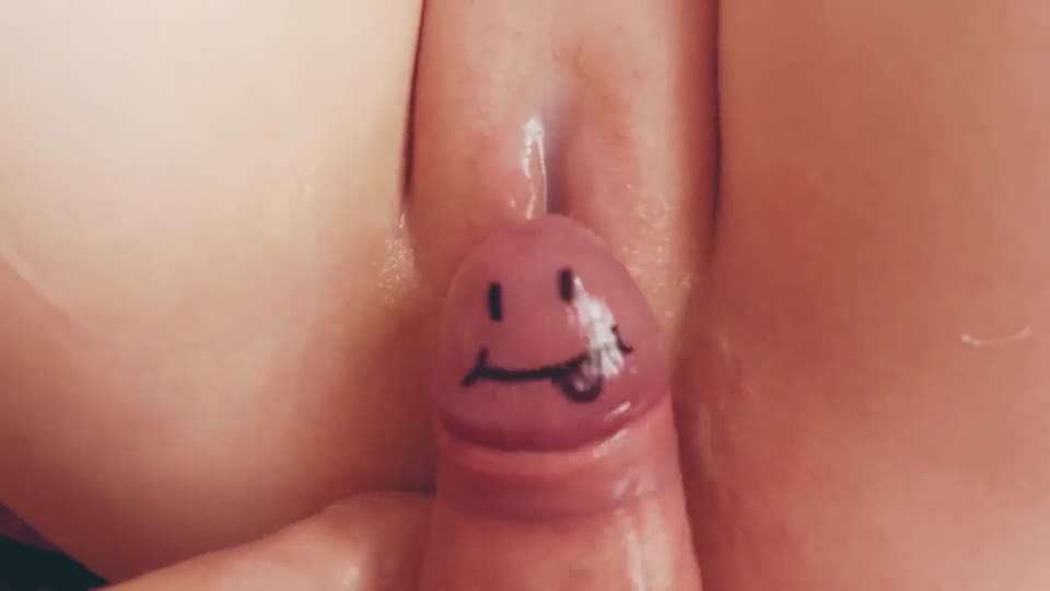 继姐妹的恶作剧结束了双Creampie在她紧张潮湿的猫-艾米藏性交萝莉挑逗骚逼射精白虎