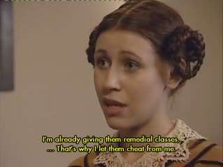 惩罚女学生屁股SM母狗虐待鞭打女奴