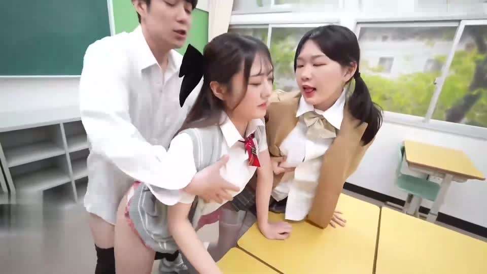 糖心-生物教学白虎女优挑逗异国母狗性交